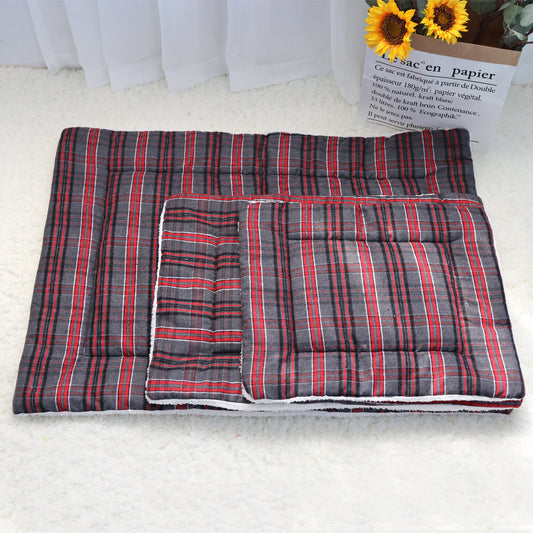 Heritage Plaid Soft Cotton Pet Bed | Breathable Multi-Layer Comfort Cushion